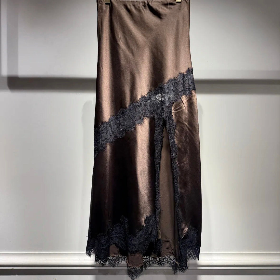 KIDDING chocolate brown satin long skirt 