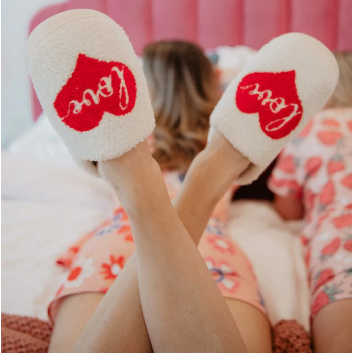 Love ❤️ Sherpa Slippers